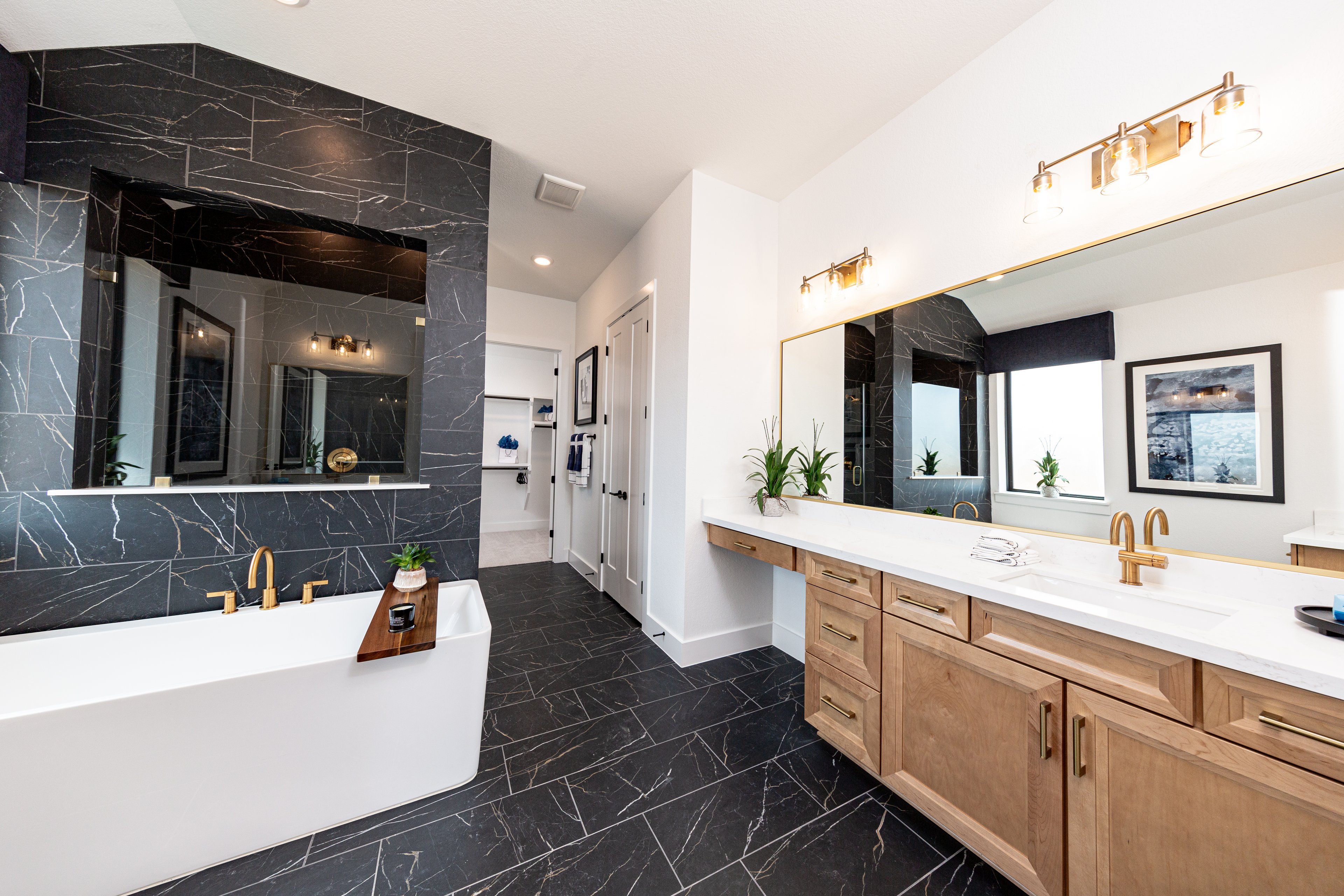 Summerfield Primary Bathroom