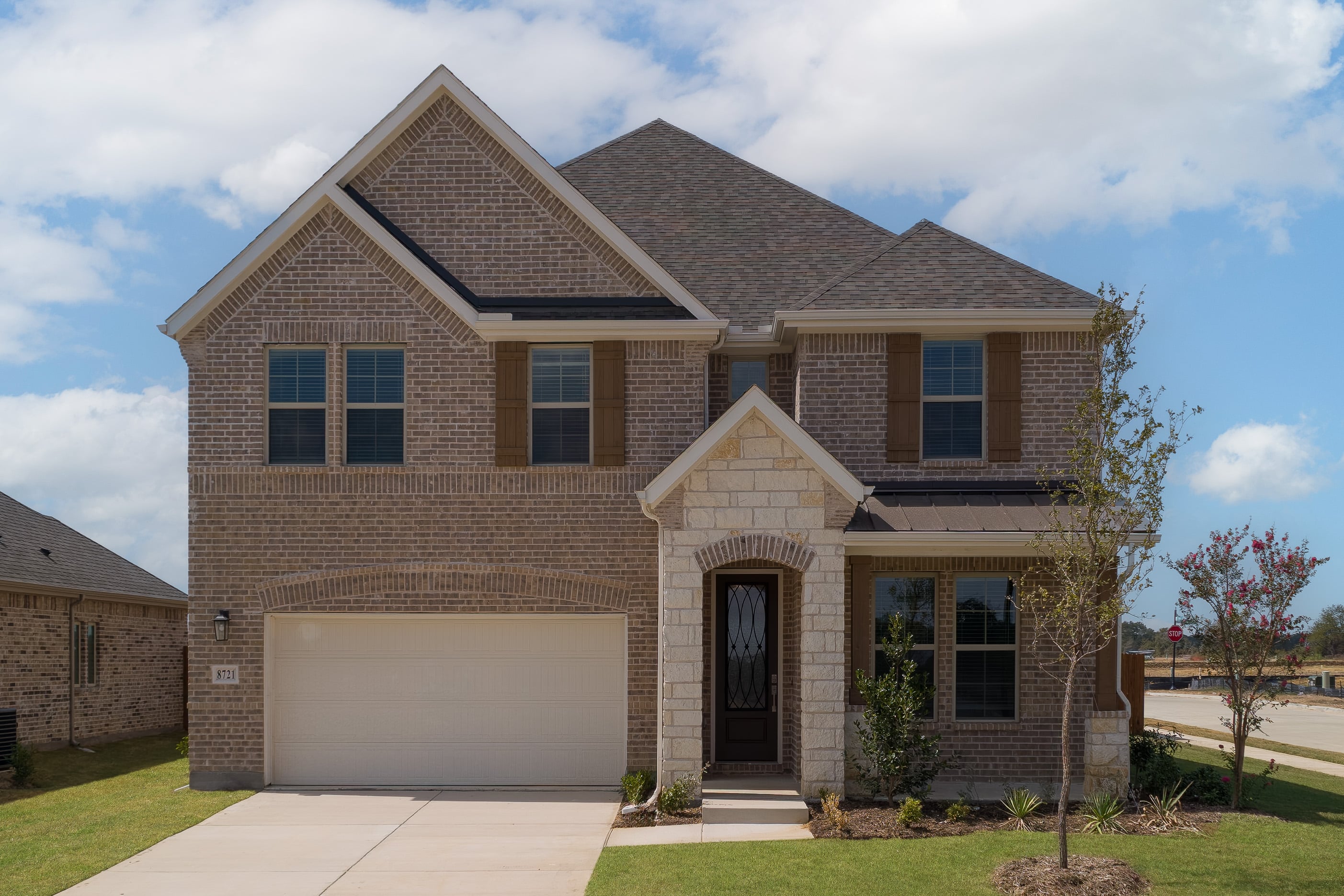 Laredo at 8721 Kentucky Derby Street, Aubrey, Texas: photo 1