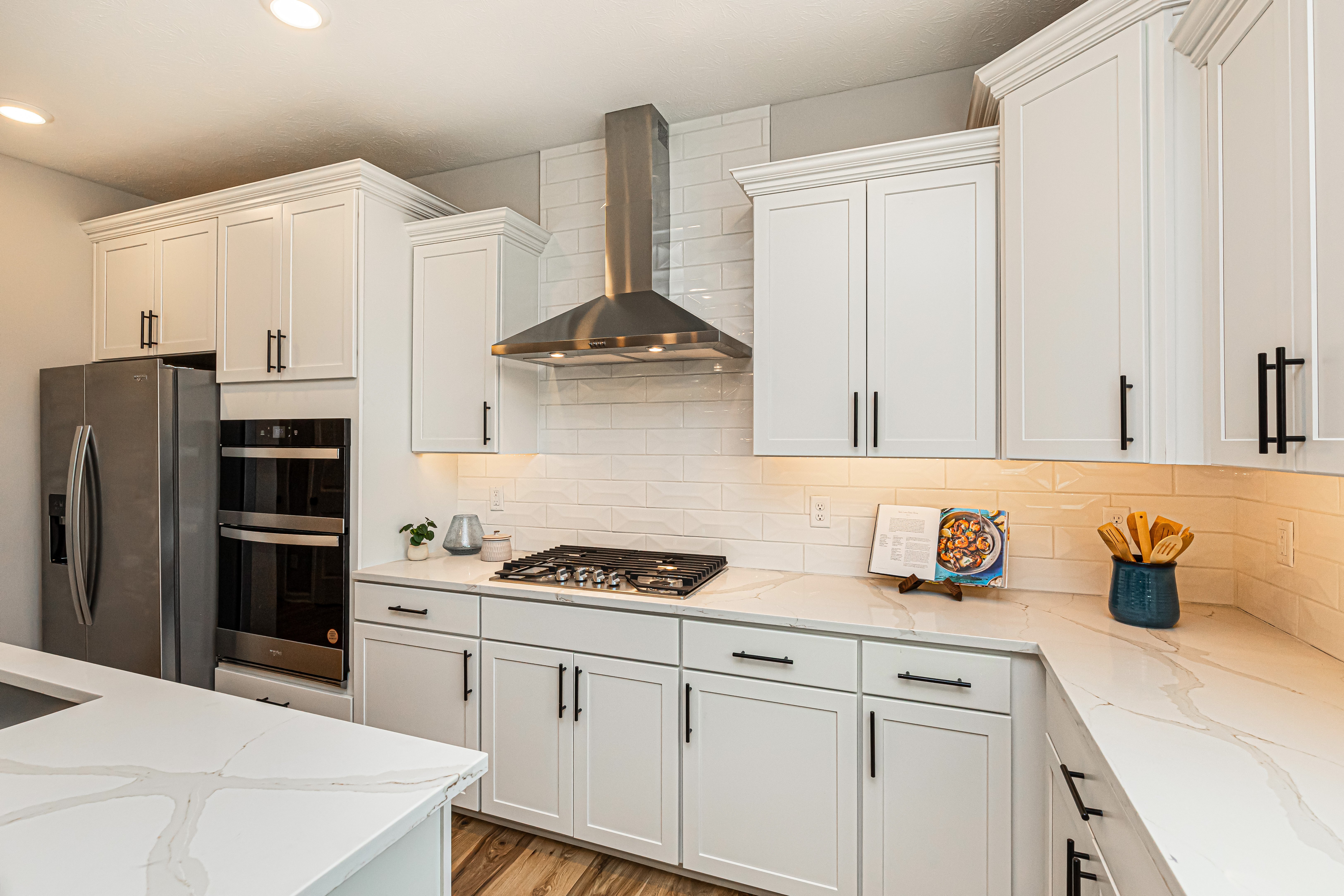 Kitchen 3.jpg